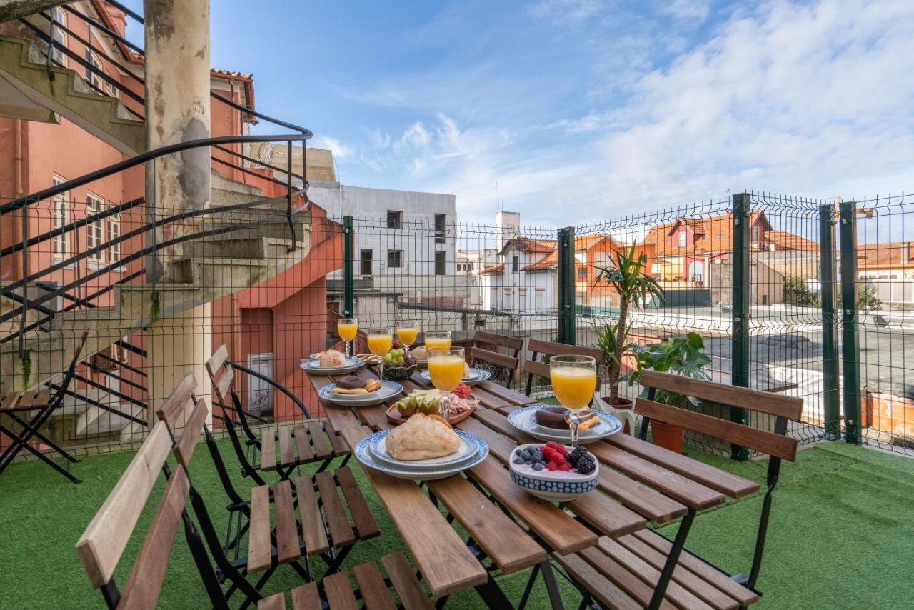 Host Wise - Spacious Fresh Flat W Terrace - Near Sea إسبِنو المظهر الخارجي الصورة