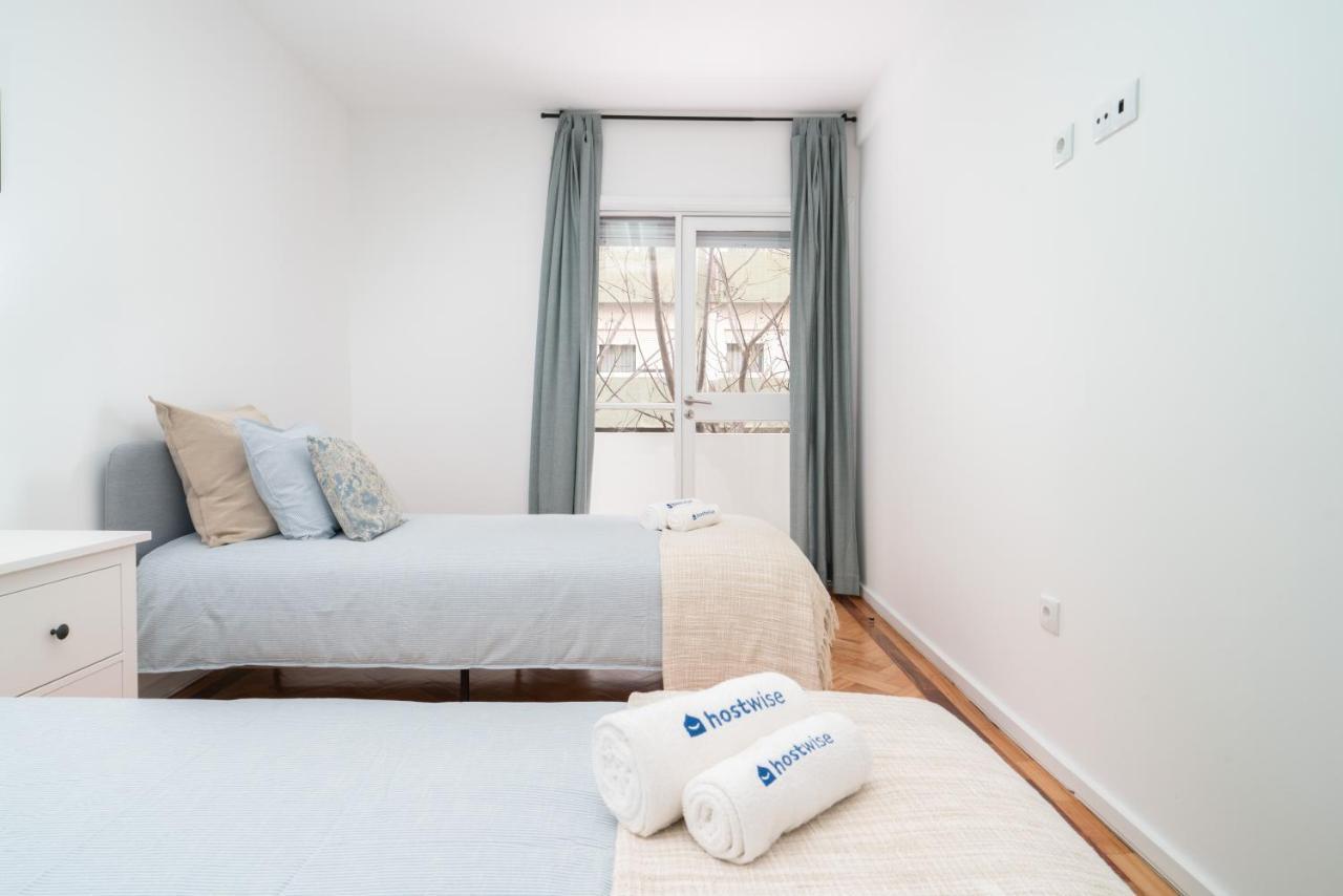 Host Wise - Spacious Fresh Flat W Terrace - Near Sea إسبِنو المظهر الخارجي الصورة