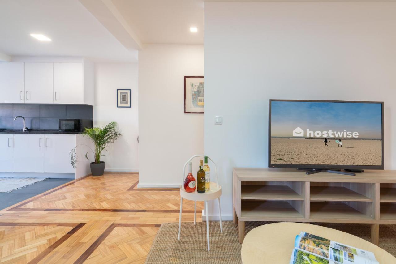 Host Wise - Spacious Fresh Flat W Terrace - Near Sea إسبِنو المظهر الخارجي الصورة