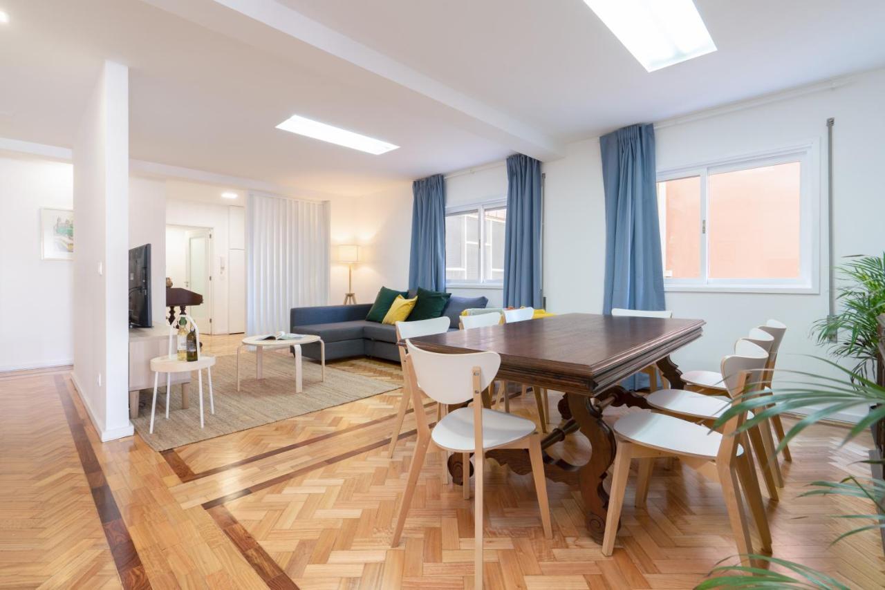 Host Wise - Spacious Fresh Flat W Terrace - Near Sea إسبِنو المظهر الخارجي الصورة