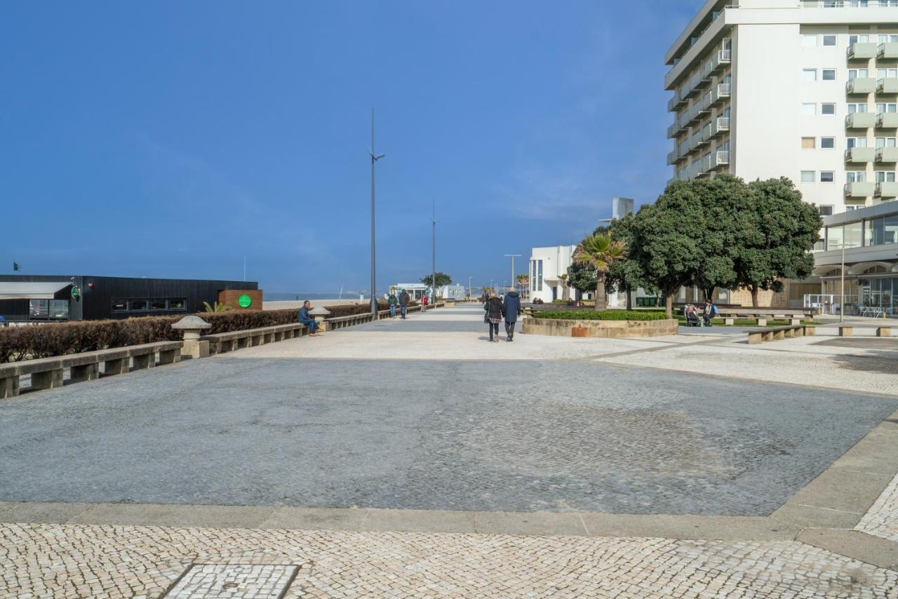 Host Wise - Spacious Fresh Flat W Terrace - Near Sea إسبِنو المظهر الخارجي الصورة