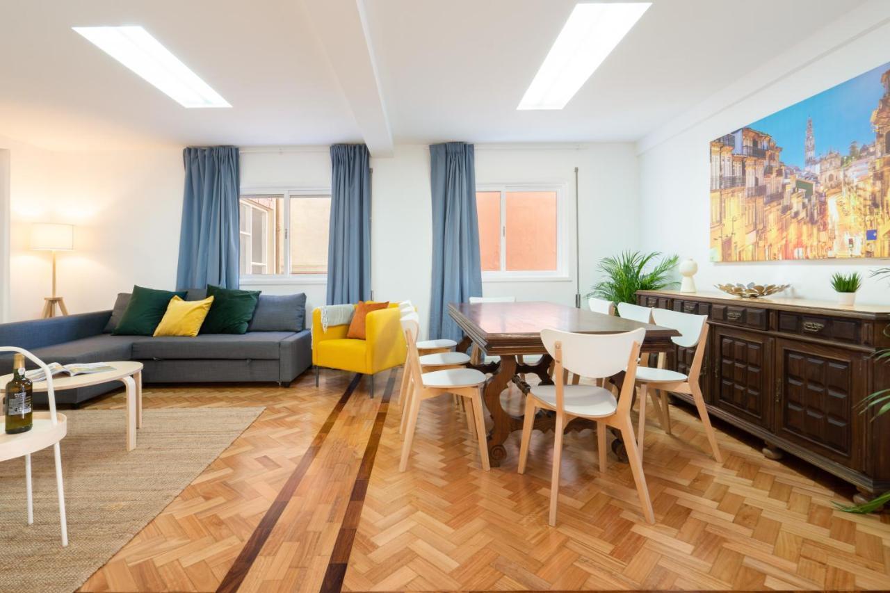 Host Wise - Spacious Fresh Flat W Terrace - Near Sea إسبِنو المظهر الخارجي الصورة