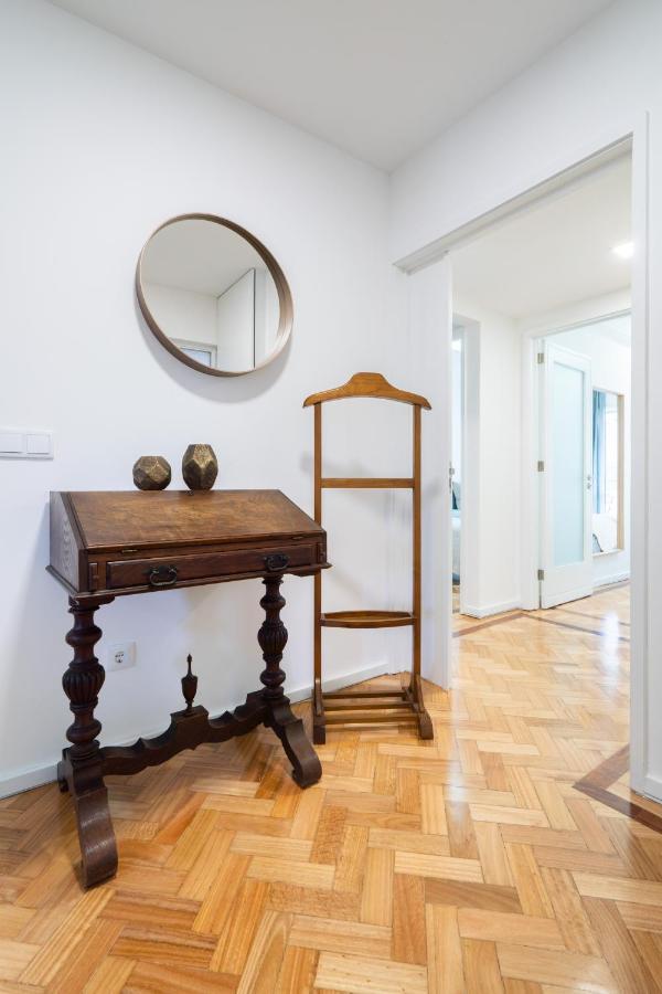 Host Wise - Spacious Fresh Flat W Terrace - Near Sea إسبِنو المظهر الخارجي الصورة
