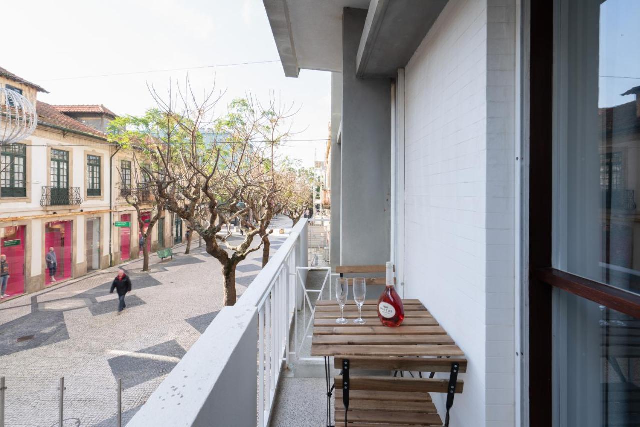 Host Wise - Spacious Fresh Flat W Terrace - Near Sea إسبِنو المظهر الخارجي الصورة